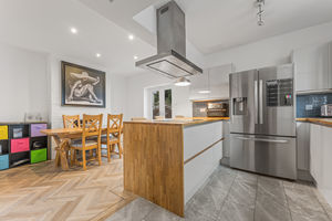 Photo 22- click for photo gallery